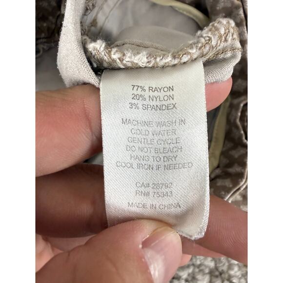 Andrienne Vittadini Size 6 Geometric Ankle Straight Leg Pull On Pants Brown - Picture 8 of 9